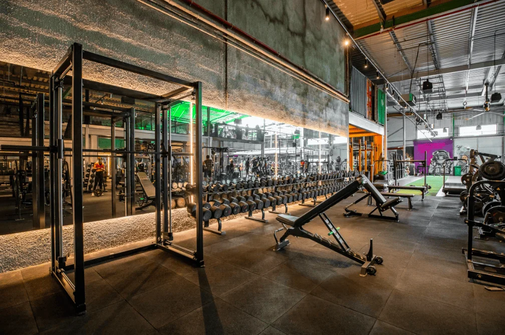 Warehouse Gym Al Quoz Revolutionizing Fitness in Dubai s Industrial Heartland Gymfluencers UAE